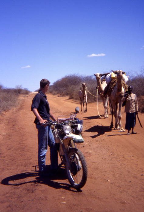072_garethandcamels